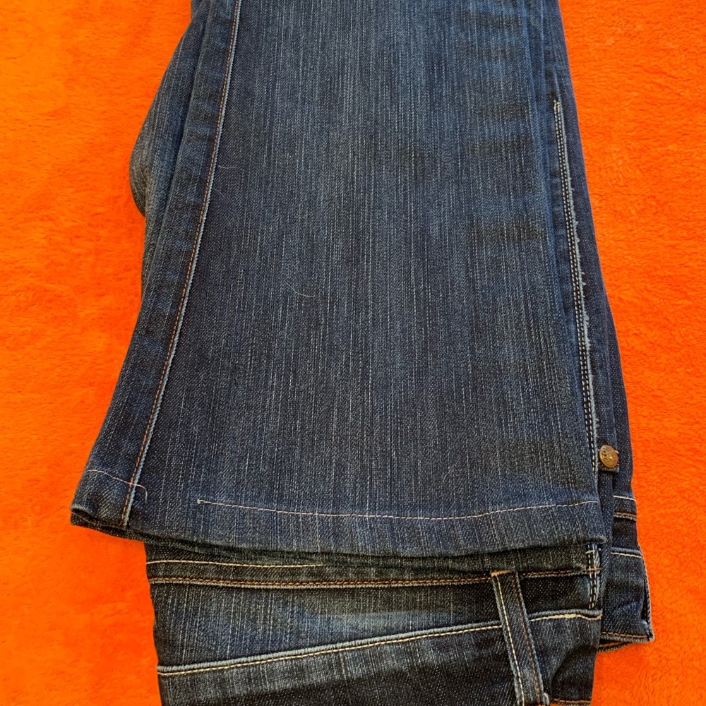 Jeans - Picture 2 of 2
